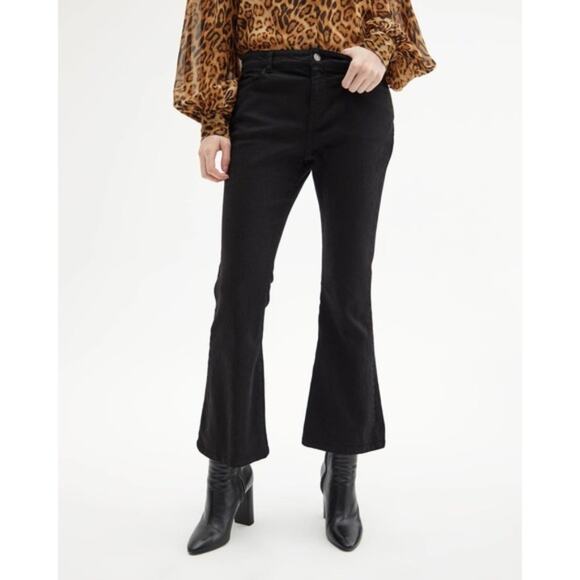 Nili Lotan Hadley Jeans Cropped Flare, Jet Black, Size 4 NWT - Picture 2 of 10